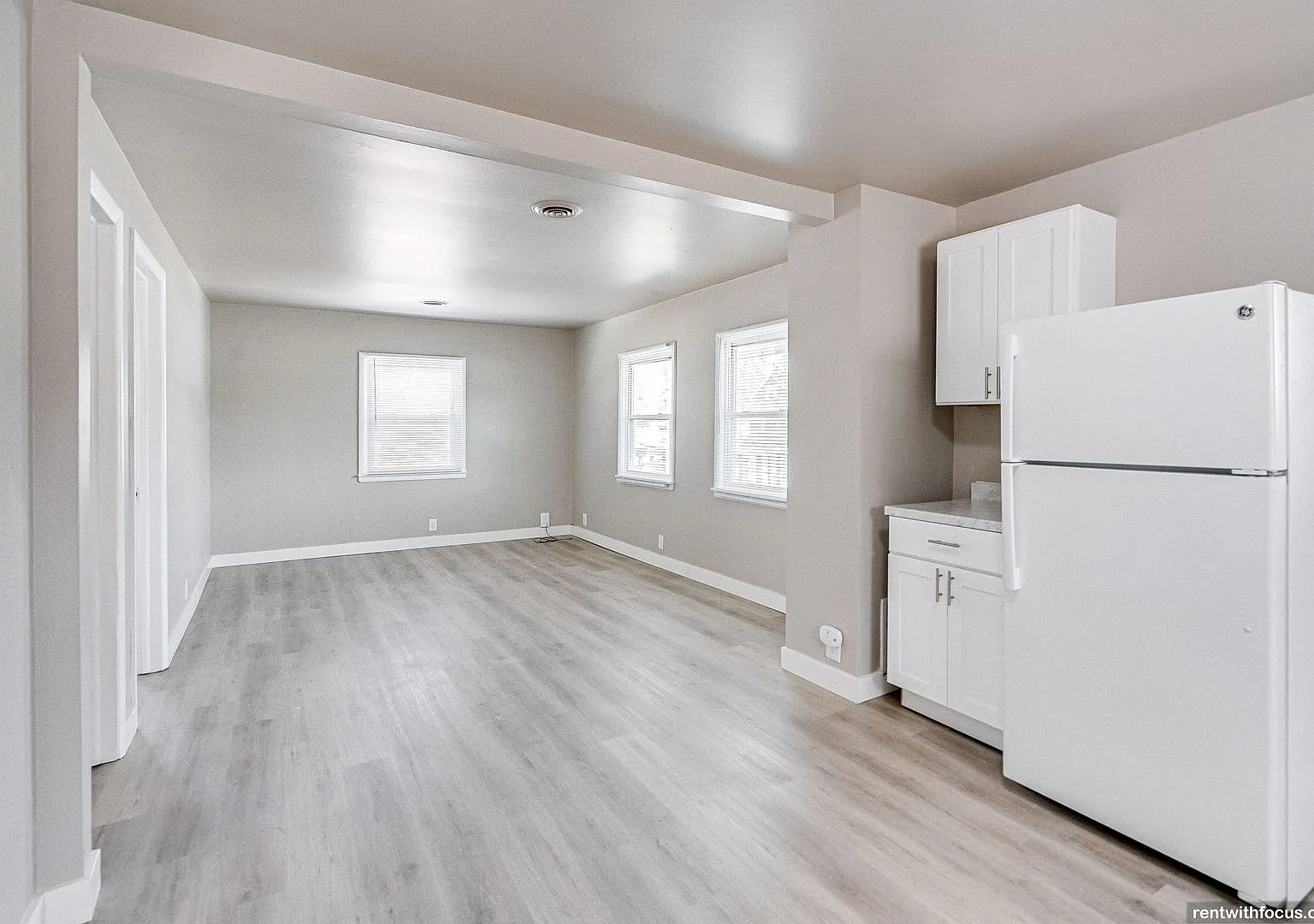 1001 Main Ave, Kaukauna — Photo 3