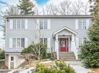 7 Franklin St, Mahwah, NJ 07430
