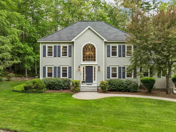 17 Harvard Lane, Bedford, NH 03110