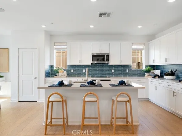 1702 Eagle Rd, Rialto, CA 92376