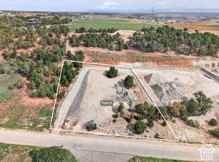 1217 E Clayhill Dr, Monticello, UT 84535