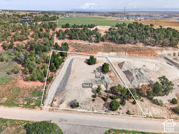 1217 E Clayhill Dr, Monticello, UT 84535