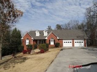 31 Woodhaven Ct, Cartersville, GA 30120