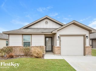 2432 Rangel Ln, Seguin, TX 78155