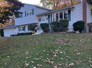 14 Julius Dr, East Haven, CT 06513