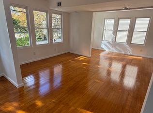 217 Weequahic Ave #2, Newark, NJ 07112