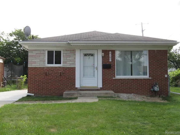 8160 Fenton St, Dearborn Heights, MI 48127