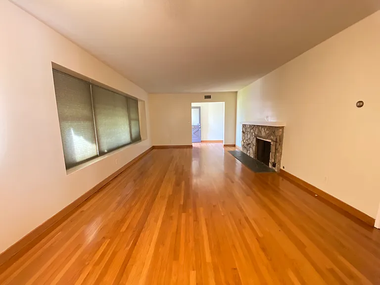 1444 N Mountain Ave — Photo 18