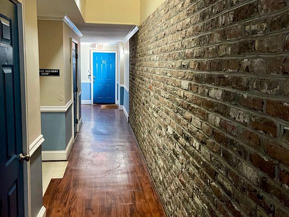 2nd image of 507 Evans St #5