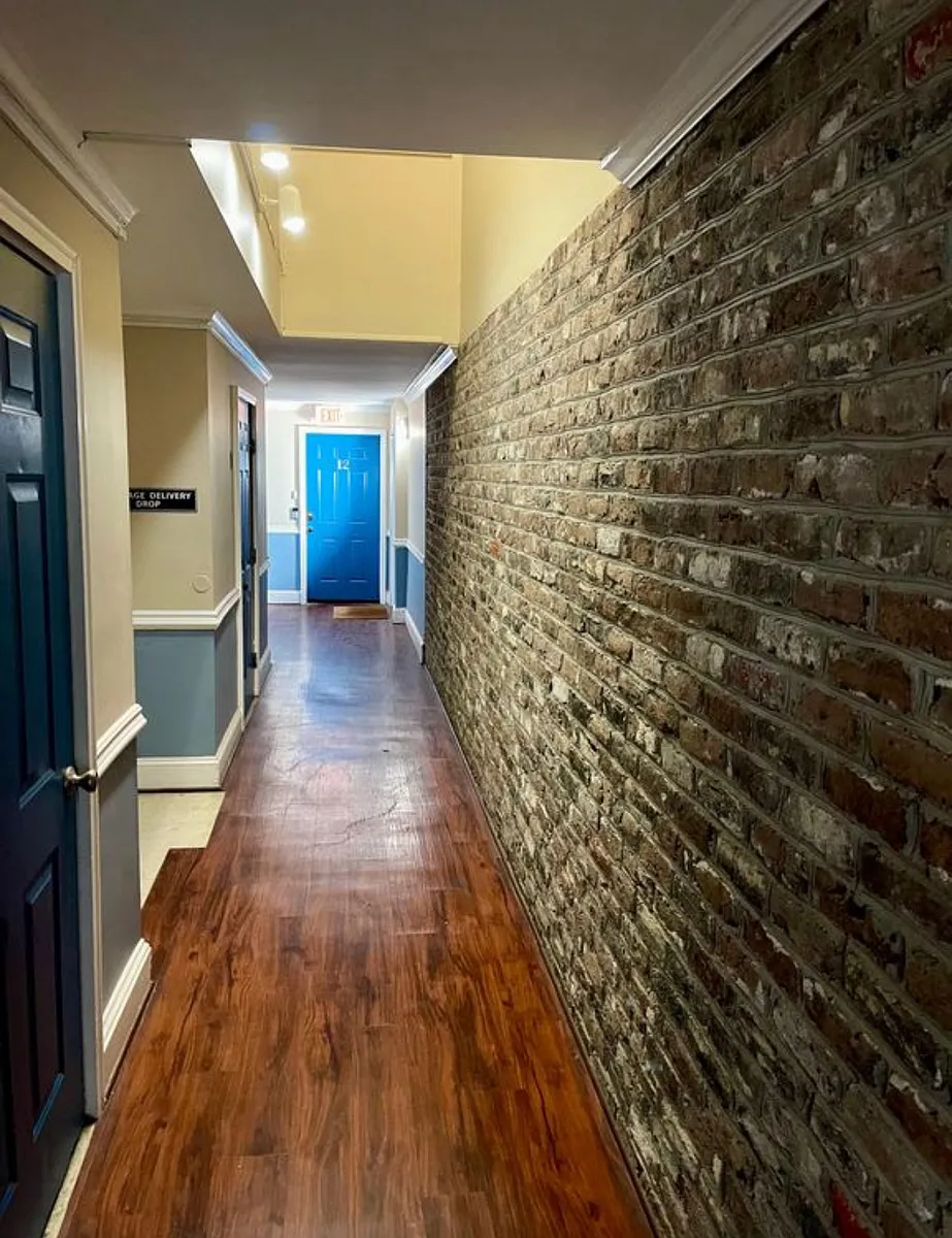 Building Photo - 507 Evans St #5