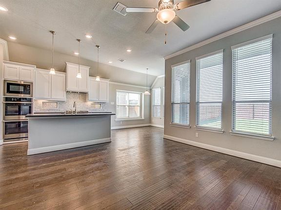 3rd image of 356 Long Meadow Way