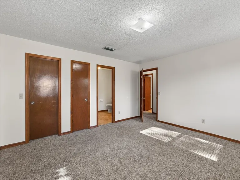 8341 Fire Fly Ln — Photo 16