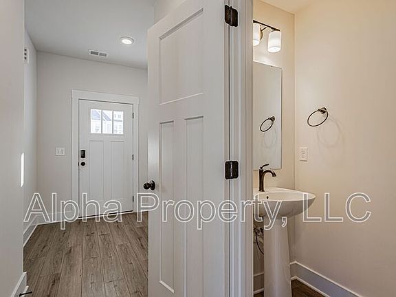 5th image of 451 Hazelcote Rd