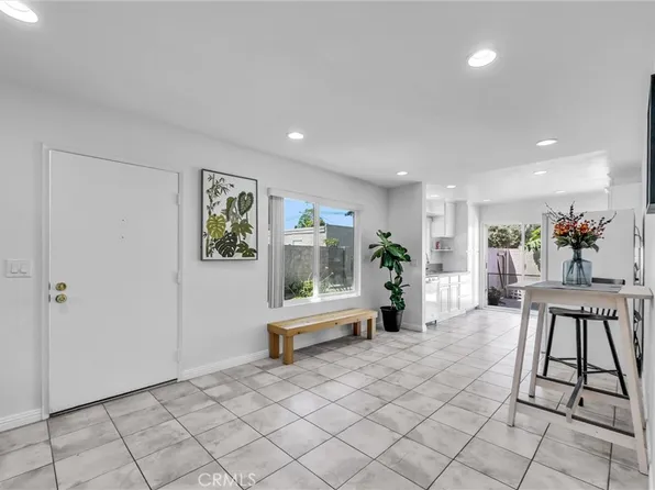 2142 W Liverpool Ln, Anaheim, CA 92804