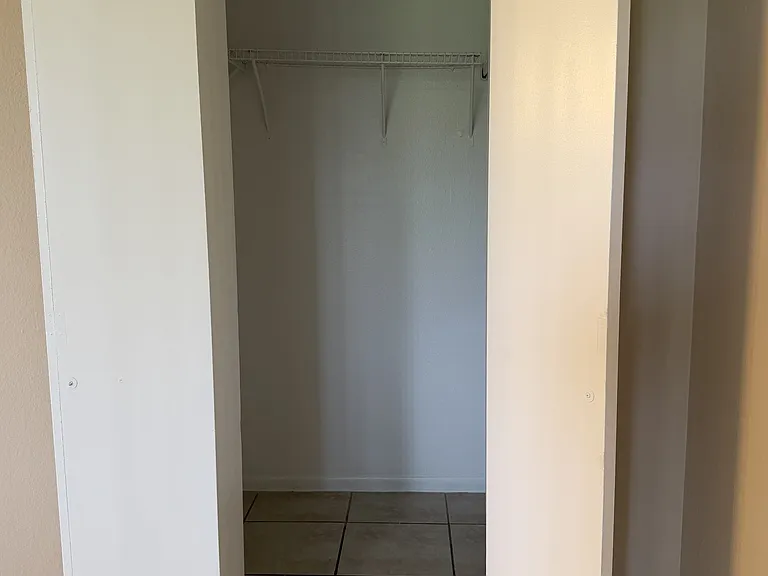 4212 Desoto Ave #27 — Photo 7