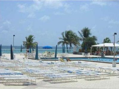 2030 S Ocean Dr APT 2205, Hallandale Beach, FL, 33009