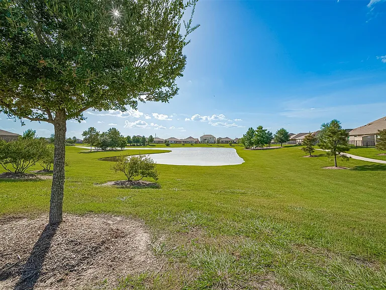 7603 Rainy Valley Ln — Photo 20