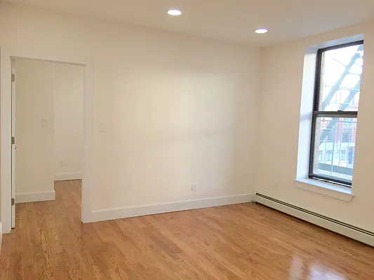 Rented by Uptown Flats LLC | media 26