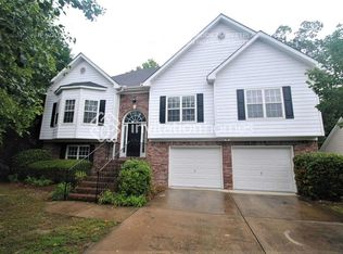 3085 Wellbrook Dr, Loganville, GA 30052