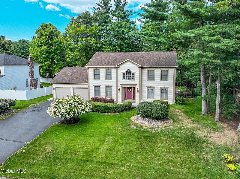 2nd image of 1008 Di Bella Drive