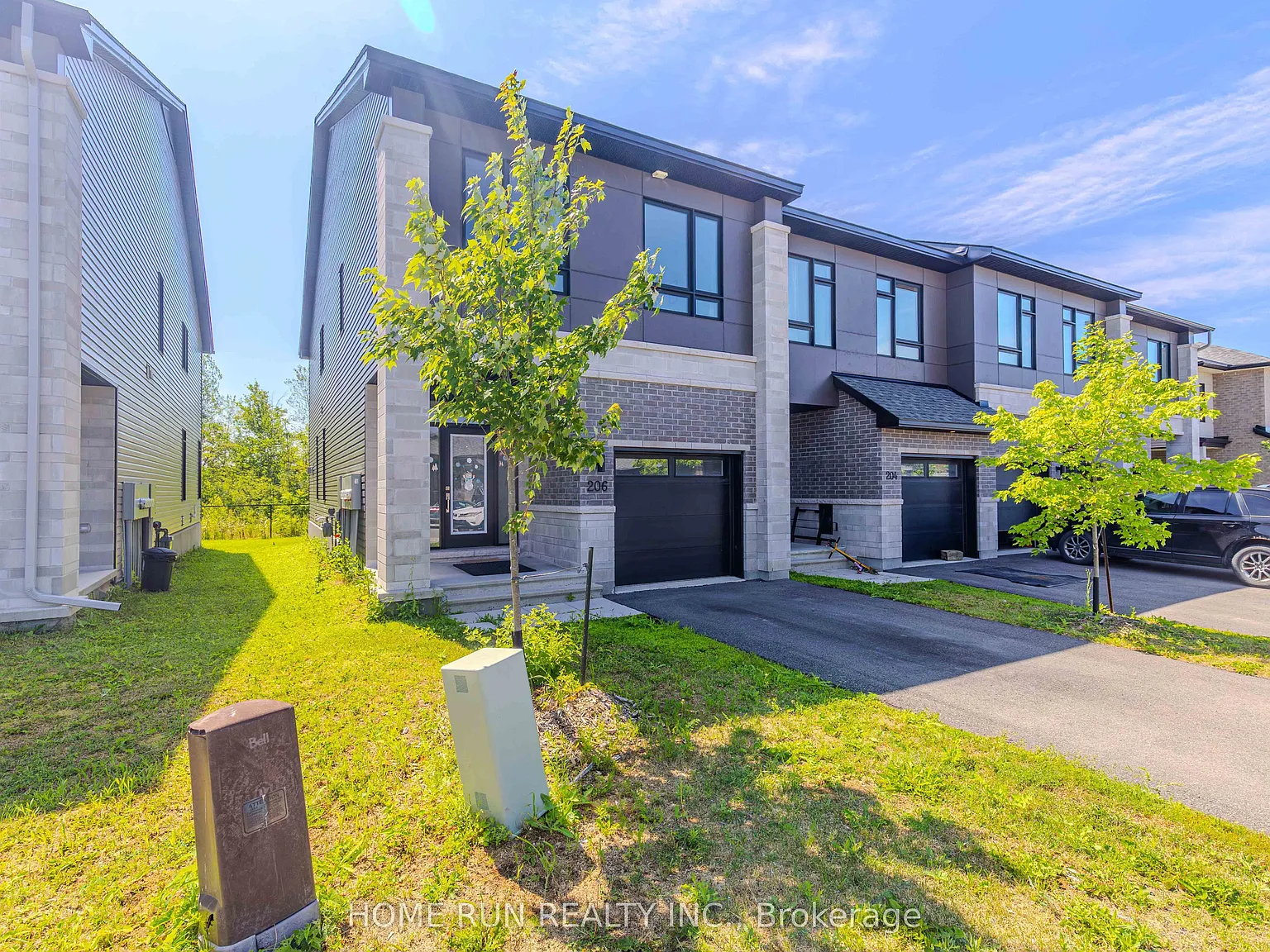 4 bed, $2,850 — Photo 3