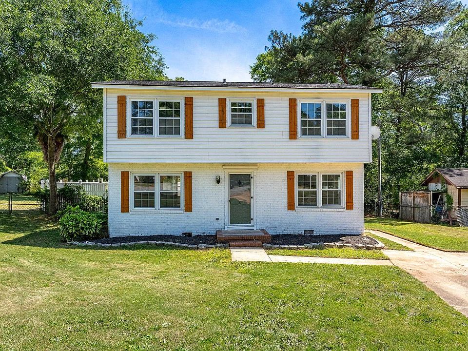 1st image of 10 Willowtree Ct