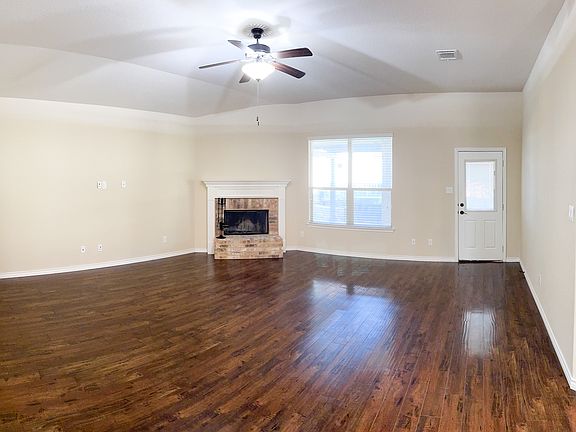 5th image of 5501 Fenton Ln
