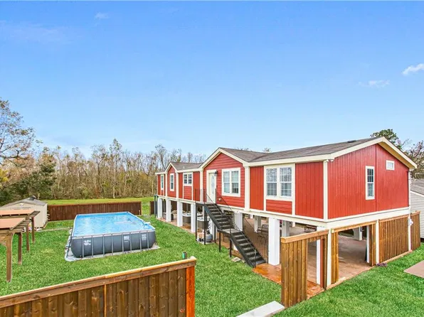 1019 Center St, Arabi, LA 70032