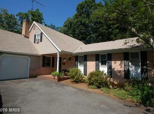 6106 Lorcom Ct, Springfield, VA 22152