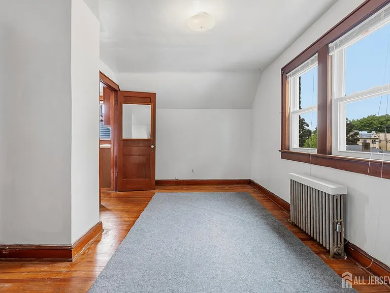 511 Garden Ave #2 — Photo 9
