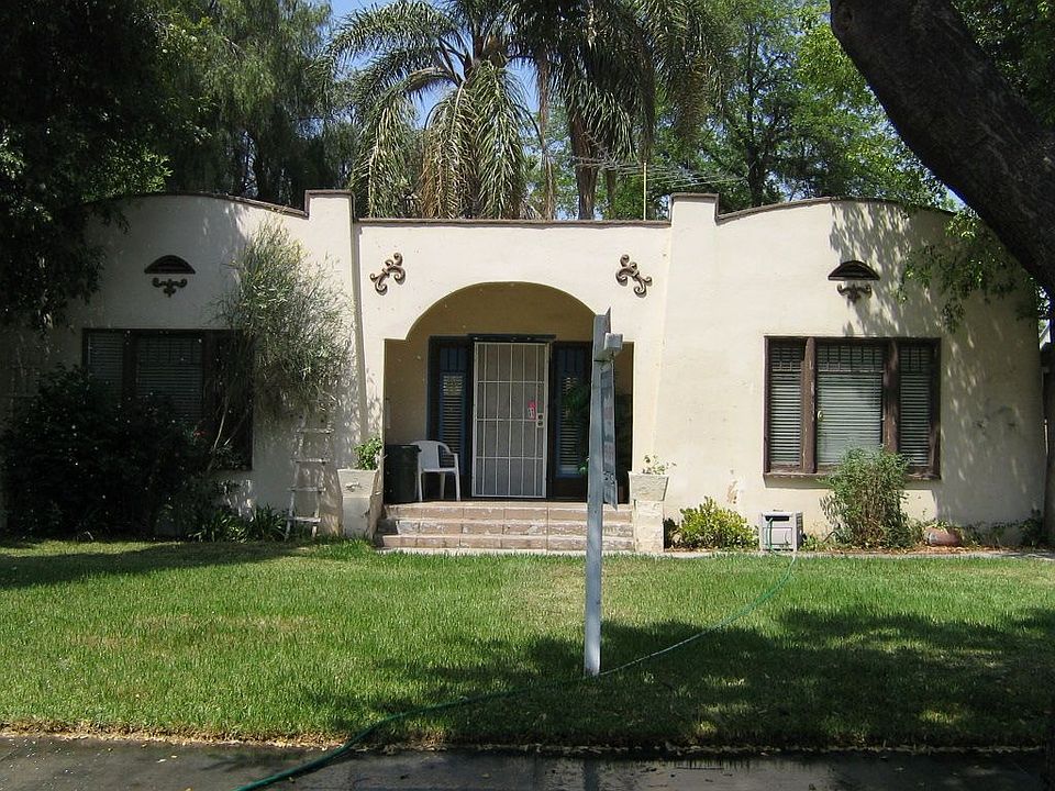 4037 Larchwood Place