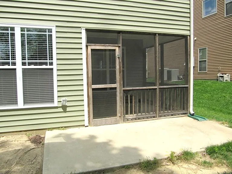 3160 Landing Falls Ln — Photo 6