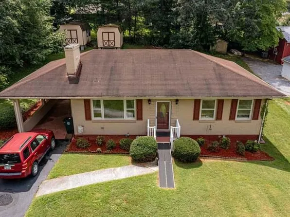7109 Peachtree Rd, Lynchburg, VA 24502
