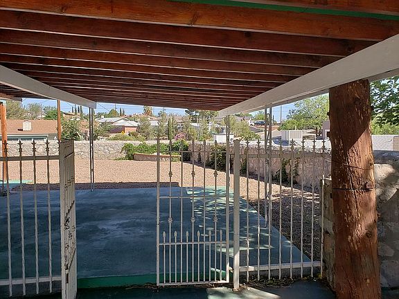 Side patio