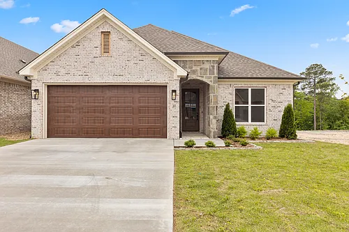 31 Saffron Cir Photo 1