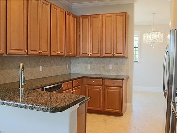 5th image of 10634 Smokehouse Bay Dr Unit 202