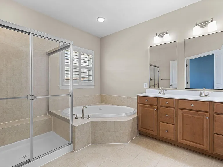 10512 Old Ellicott Cir #48 — Photo 26