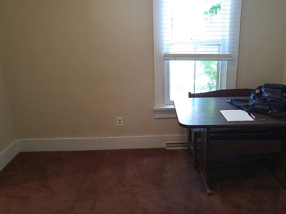 2nd image of 130 N Hyatt St