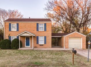 703 Morningside Dr, Salina, KS 67401