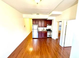 226 E 14th St APT 4D, New York, NY