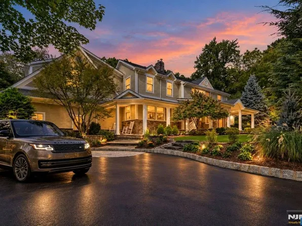 85 Vanderbeck Lane, Mahwah, NJ 07430