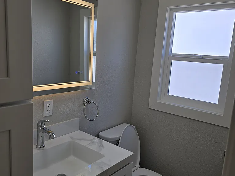 2421 Standard Ave — Photo 1