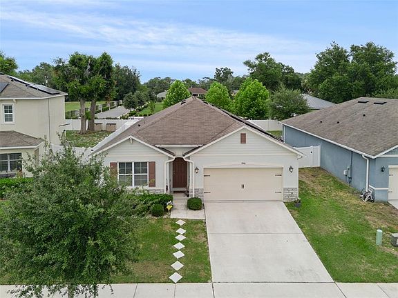 3rd image of 5946 Churchill Square Way