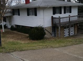 35 Allendale Rd, Wheeling, WV 26003