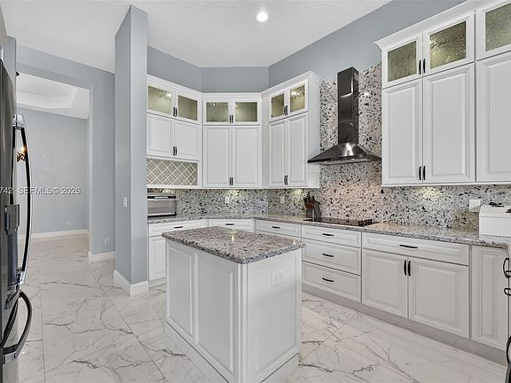 3rd image of 19143 SW 60th Ct