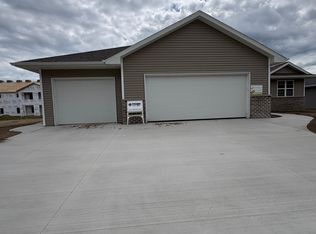 921 Constellation Way, Marinette, WI 54143