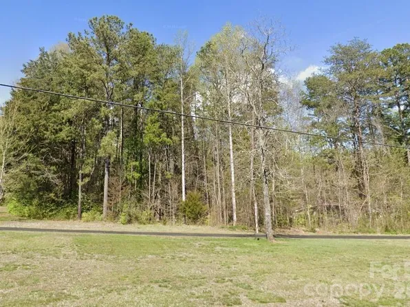 214 Foursquare Rd, Mooresville, NC 28115