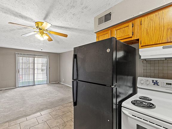 2nd image of 1598 Martha Ct APT 4