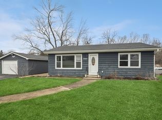 540 E Riordan Rd, Villa Park, IL 60181