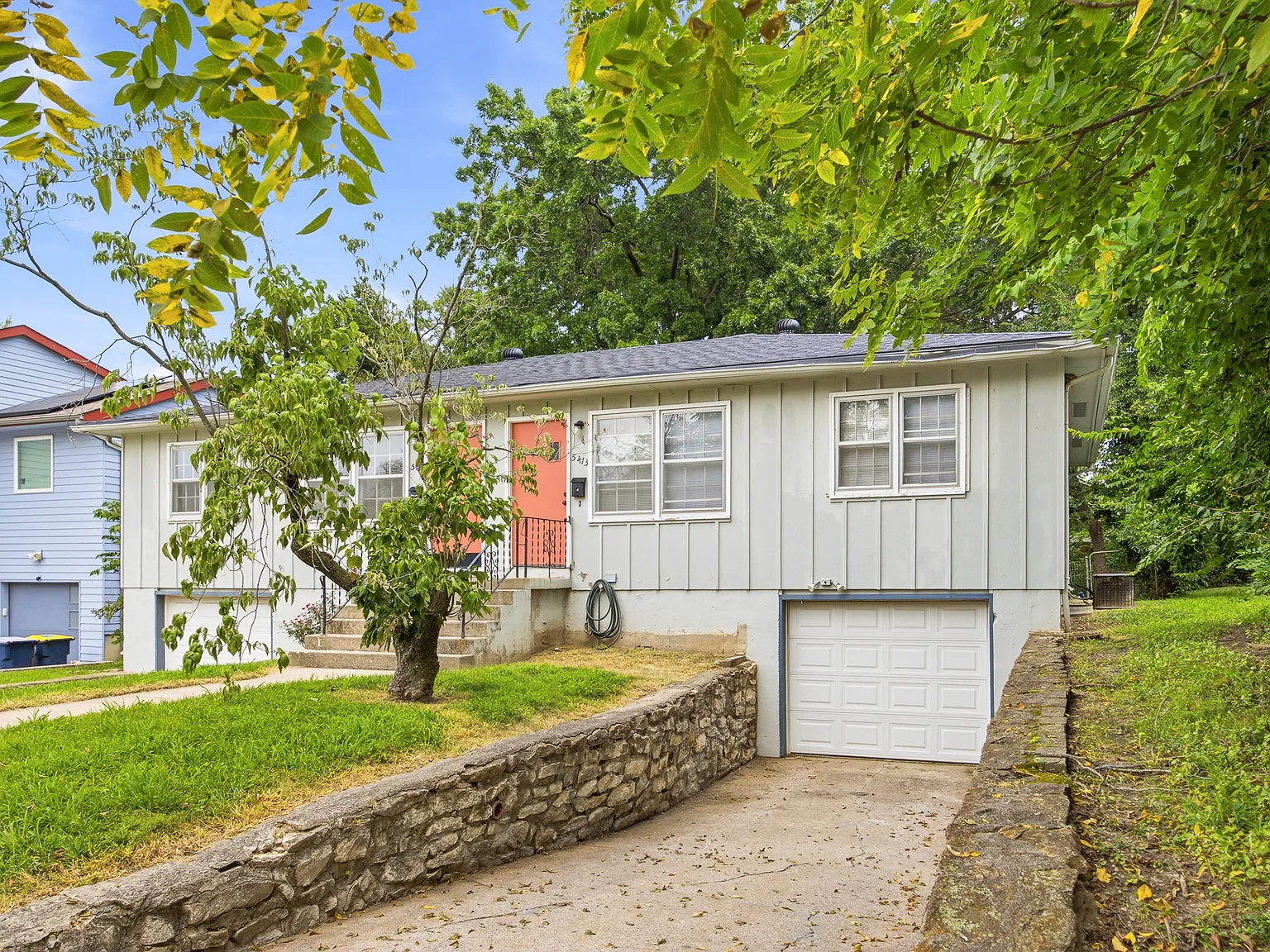 2 bed, 900 sqft, $1,545 — Photo 3